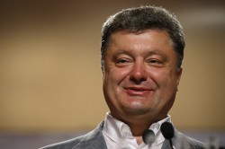 Порошенко отменил праздник 23 февраля